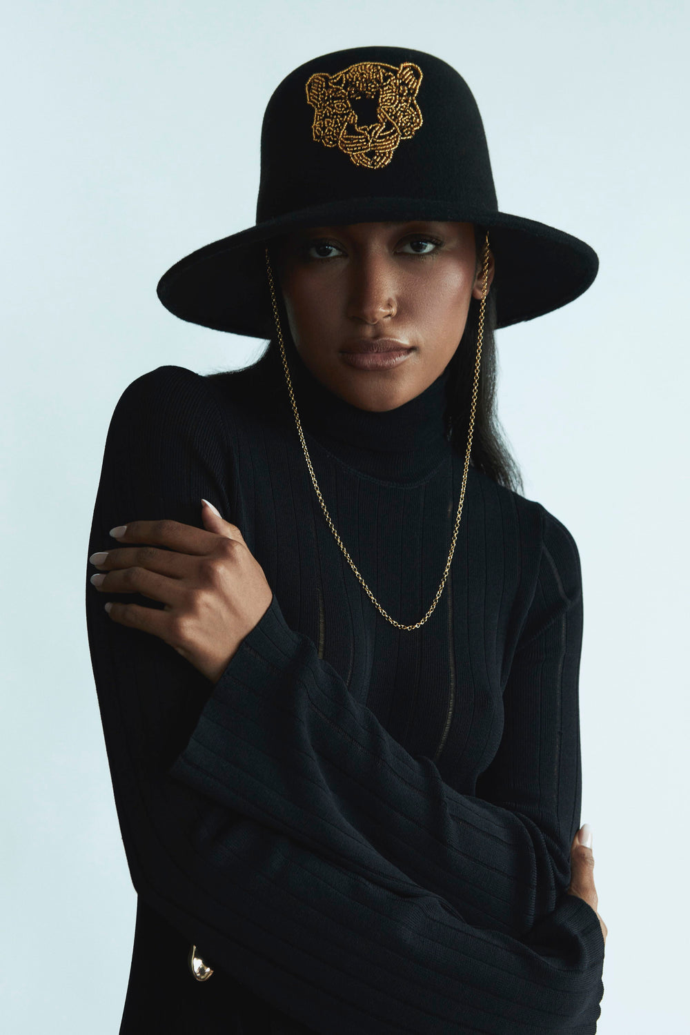 ADRIA X AGUSTINA - SOMBRERO JAGUAR