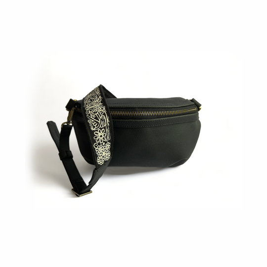 CESAR FANNY PACK