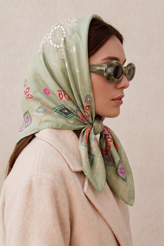 SQUARE SCARF " GREEN TINTA"