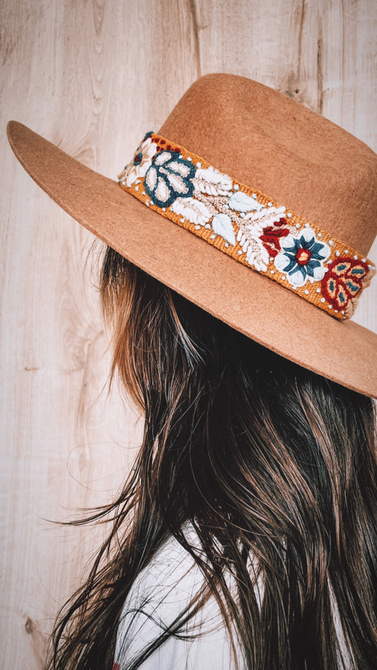 SOMBRERO DE BANDA ÉTNICO