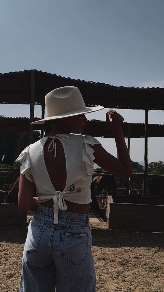 AGUSTINA - CAMISA CORTA GOLONDRINA - COLECCIÓN NOQA KASHANI