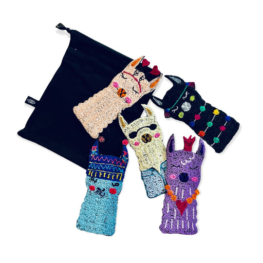 IMANES DE LLAMA BORDADOS